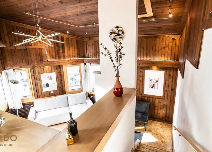 Haus Butterfly, *